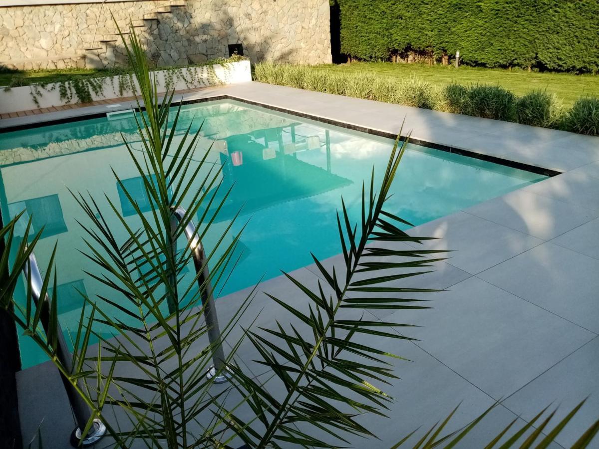Vila Gosen Sard Ngoại thất bức ảnh