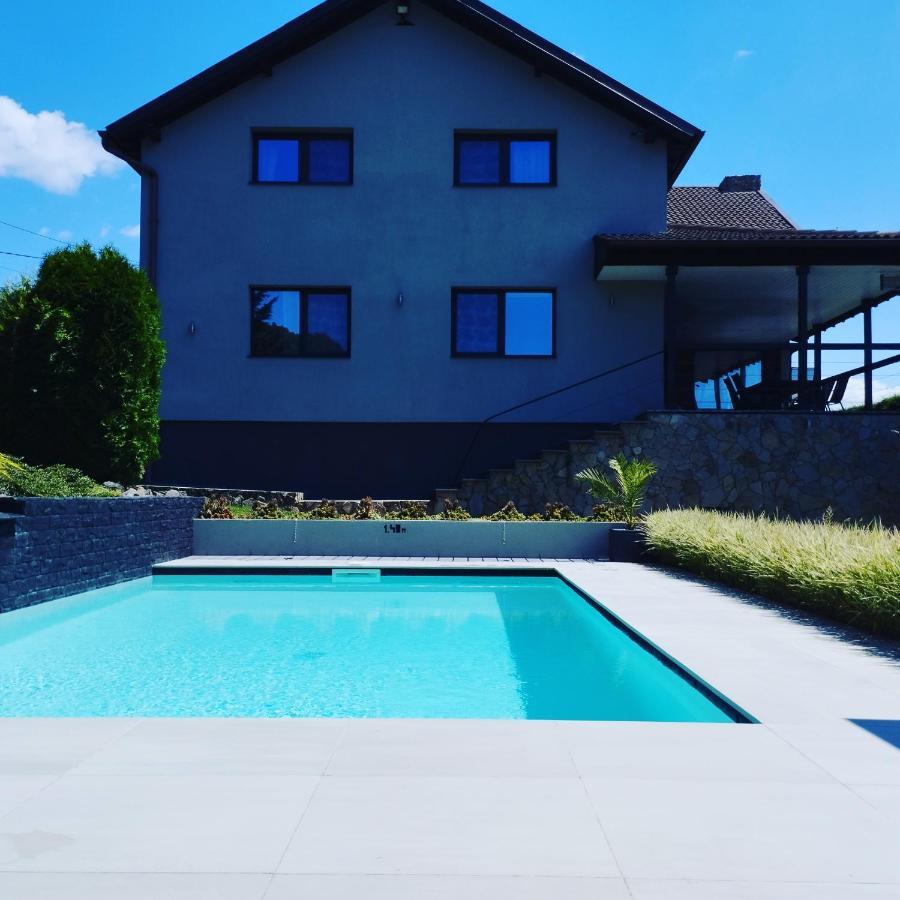 Vila Gosen Sard Ngoại thất bức ảnh