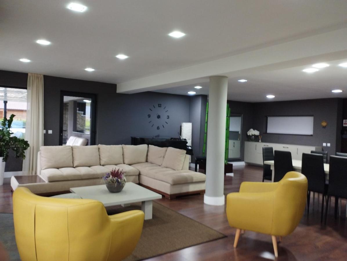 Vila Gosen Sard Ngoại thất bức ảnh